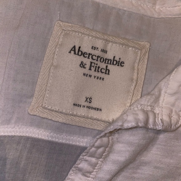 Abercrombie Top - Size XS | Color: White - Picture 3 of 3